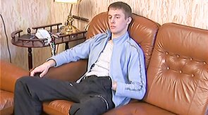 Two pretty hot youngsters are having a nice oral sex