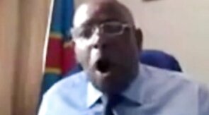 Mature Congolese Minister Daddy Barebacks His Assistant