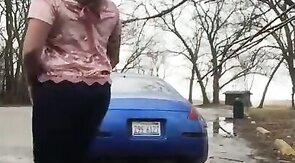 Outdoor Handjob by a Crossdressing Amateur