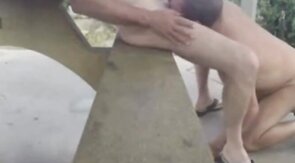 Maduros en el Sofa: Sexo Gay Casero