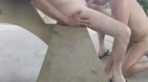 Maduros en el Sofa: Sexo Gay Casero