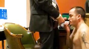 Big-Cock Daddy Blows His Male Secretary