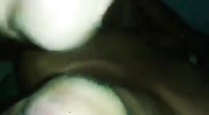 Mamando en la favela con dos latinos amateurs calientes