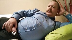 Fat Bear Daddy Amateur Handjob
