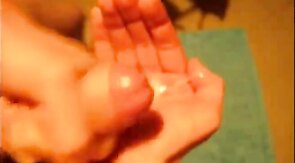 Amateur Webcam Masturbation and Cum