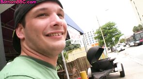 Public ebony stud loves giving head