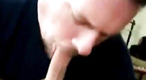 Sucking and Swallowing Amateur Man's Cock
