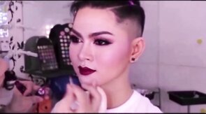 Asian Princess: Emo Crossdresser's Vintage Webcam Show