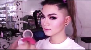 Asian Princess: Emo Crossdresser's Vintage Webcam Show