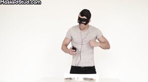 Masked dude masturbating in solo show