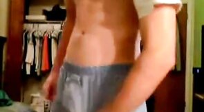 Big Cock Handjob by a Hot Amateur Man on Webcam
