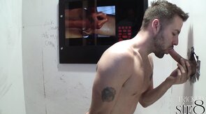 Real str8 guy got blowjob in gloryhole