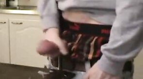 Twink Sagger Shoots a Load on the Table