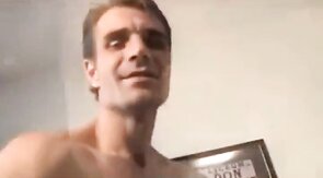 Hunk de Nueva York en un vídeo amateur gay