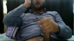 Big-Cock Hunk's Phone Cam Solo
