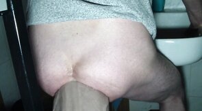 Goliath's Stretching Session: Amateur Anal Adventure