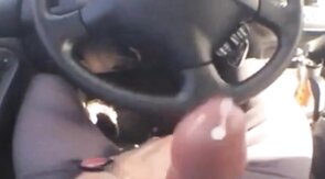 Huge-Dick Stud Masturbates in His Car