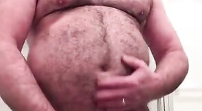 Big-Cock Daddy Bear Jacks Off
