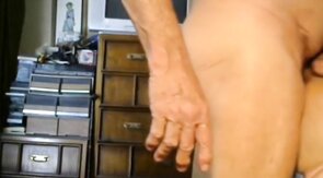 Bareback Blowjob for Amateur Masturbator with Grosse Bite