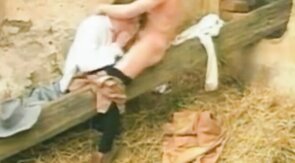 Bareback Twinks Cumming in Vintage Bareback Amateur Video