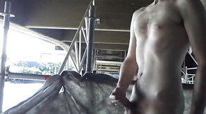 Construction Cock: Outdoor Handjob