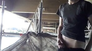 Construction Cock: Outdoor Handjob