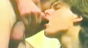 Pretty Boys Kissing and Cum Swapping