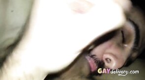 Chupando as bolas e o pau do hetero amigo - amador, blowjob, latin