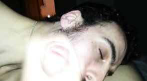 Chupando as bolas e o pau do hetero amigo - amador, blowjob, latin