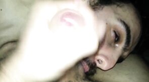 Chupando as bolas e o pau do hetero amigo - amador, blowjob, latin
