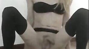 Cum with Crossdresser Bella