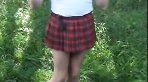 Piss-Fetish Crossdresser Donna Dee's Outdoor Blowjob