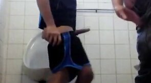 DADDY BEAR FUCKS FAT AMATEUR IN A PUBLIC BATHROOM