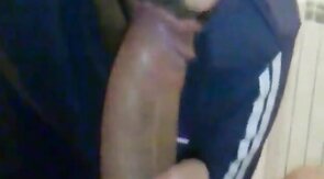 Arab tenant sucks big cock to avoid rent