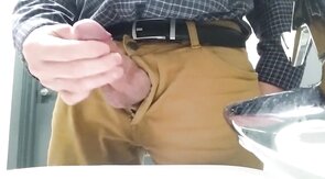 Daddy's Creamy Handjob Adventure