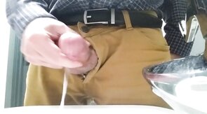Daddy's Creamy Handjob Adventure