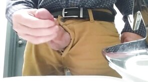 Daddy's Creamy Handjob Adventure