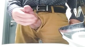 Daddy's Creamy Handjob Adventure