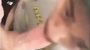 Cum-Swallowing Amateur Blowjob