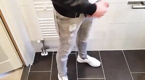Amateur Webcam Handjob with a Big Cock