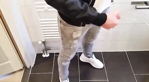 Amateur Webcam Handjob with a Big Cock