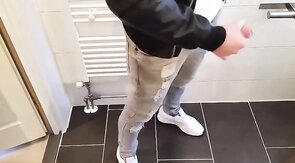 Amateur Webcam Handjob with a Big Cock