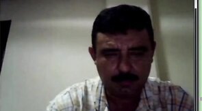 Bigote Maduro: Oso Amateur