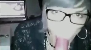 Crossdressing Secretary Gives Amateur Blowjob on Webcam