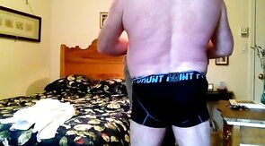 Bear Daddy's Striptease