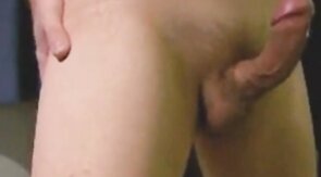 Éjaculation sans les mains - Vidéo pour Adultes Gay