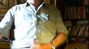 Amateur Masturbating Bear