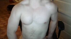 Muscled Hunk Strokes and Shoots a Load on Cam
