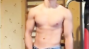 Hunky Amateur Twink Masturbating on Webcam