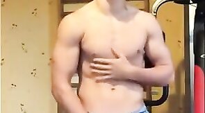 Hunky Amateur Twink Masturbating on Webcam